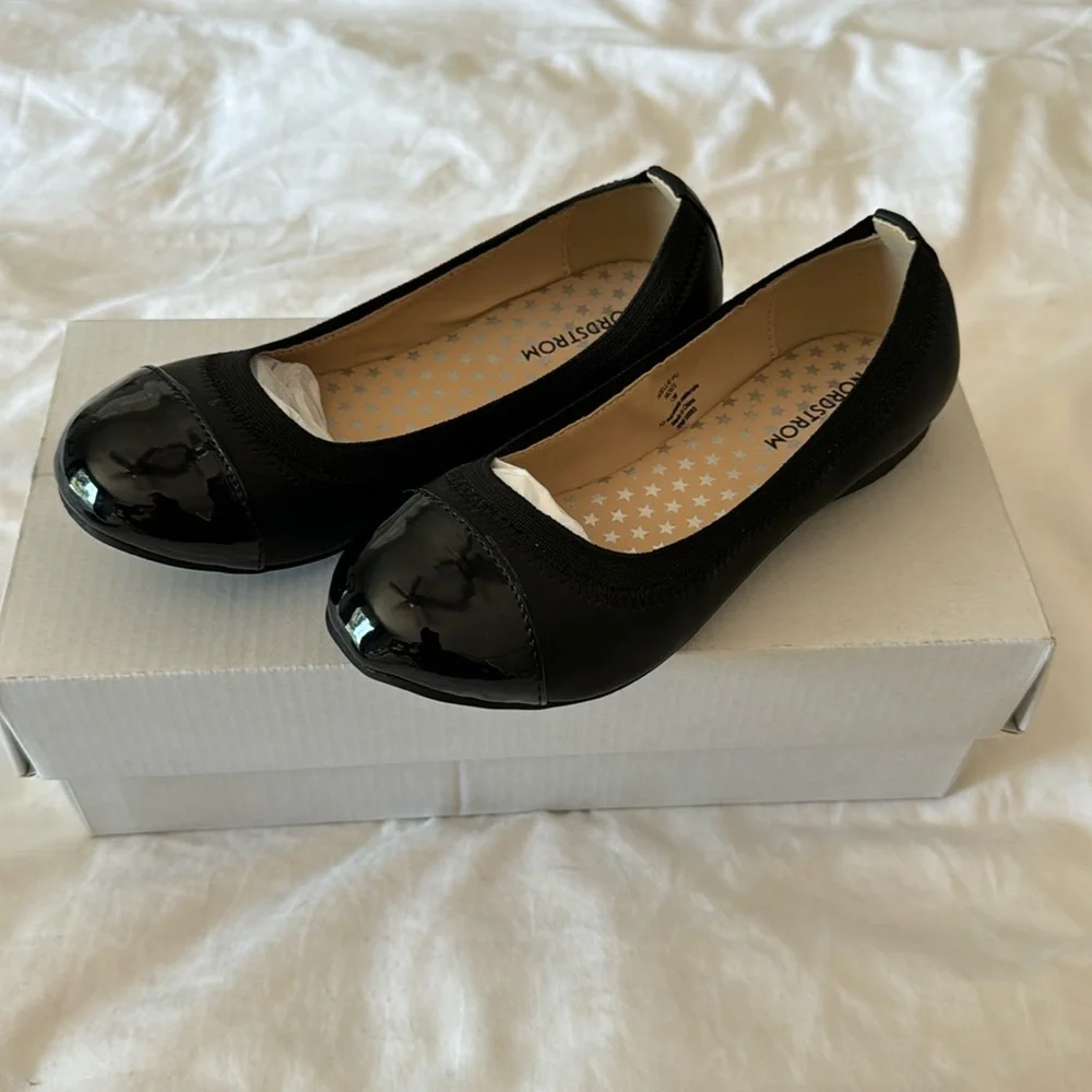 Black Patent Leather Ballet Flat - Picture 1 of 5